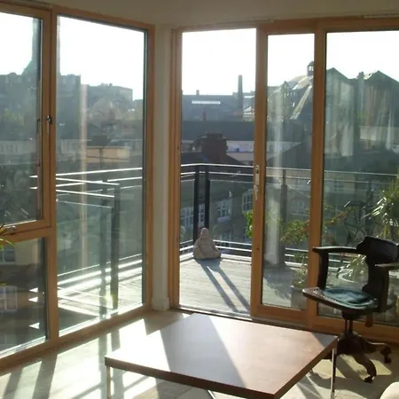 Central Penthouse By The River Liffey * Dublín